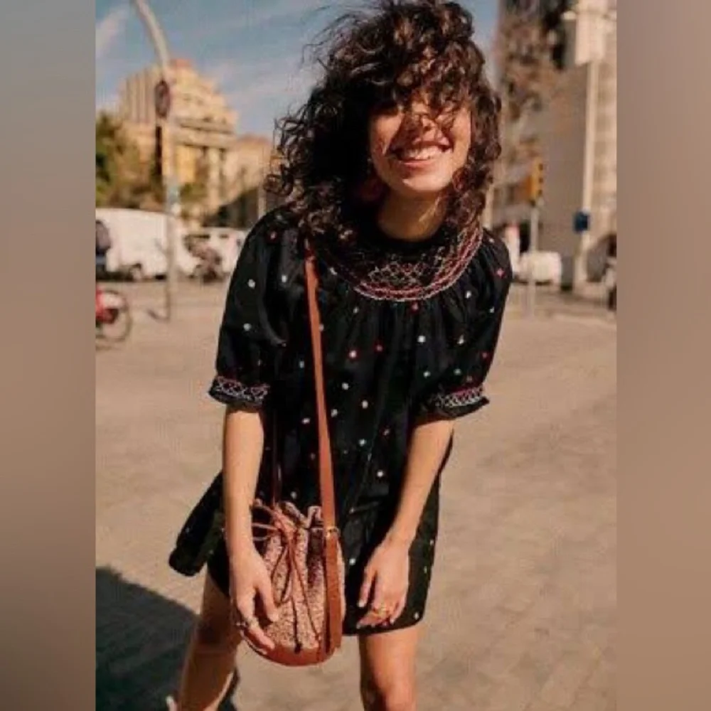 Natalie Martin Australian luxury handmade embroidered dress - Picture 2 of 10